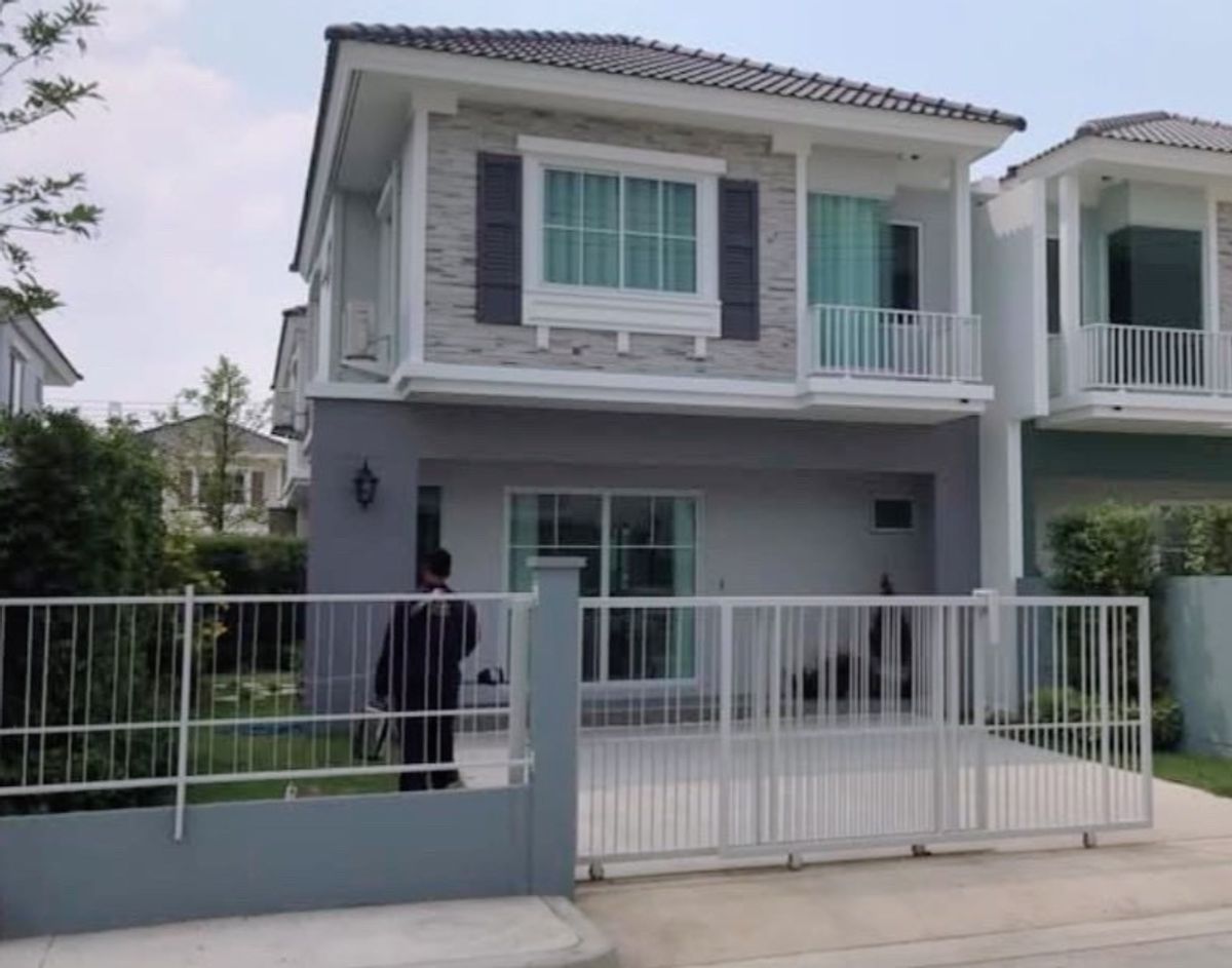 For RentHousePathum Thani,Rangsit, Thammasat : 20,000.- House with PLENO TOWN Village, Pleano Town Phahon-Lam Luk Ka Liab Khlong 3, near Sin Future Park Rangsit Hospital