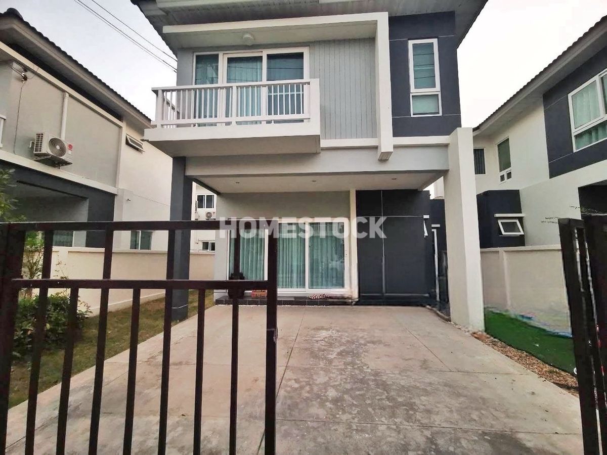 For RentHousePathum Thani,Rangsit, Thammasat : 20,000.- House with PLENO TOWN Village, Pleano Town Phahon-Lam Luk Ka Liab Khlong 3, near Sin Future Park Rangsit Hospital