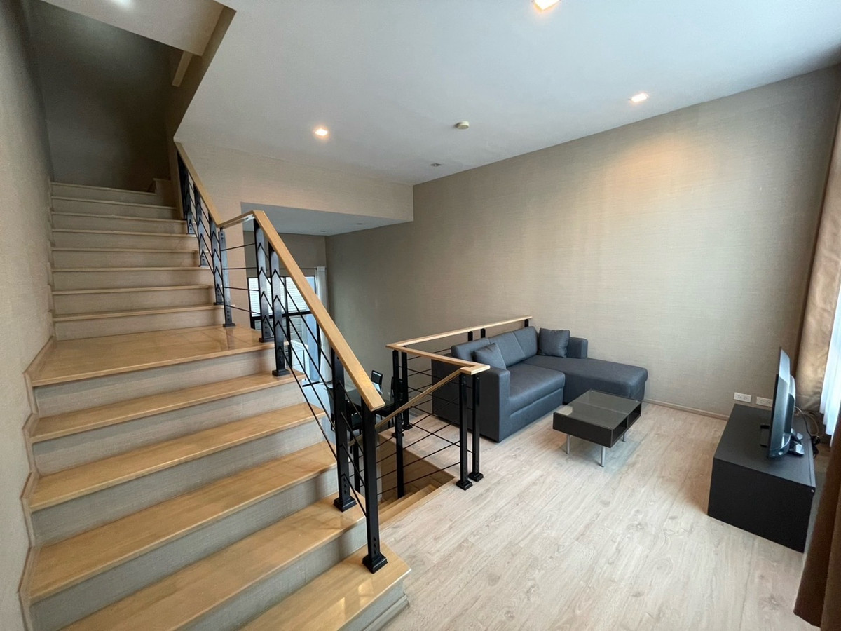 ให้เช่าทาวน์โฮมพัฒนาการ ศรีนครินทร์ : ให้เช่า ทาวน์โฮม 3 ชั้น อาร์เด้น ซอยพัฒนาการ 20 เหมาะอยู่อาศัยหรือทำออฟฟิศใกล้ทางด่วน เอกมัย ทองหล่อ