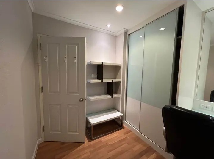 ขายคอนโดเกษตรศาสตร์ รัชโยธิน : S-LRY119 ขาย คอนโด ลุมพินี เพลส รัชโยธิน ชั้น1 ตึกD วิวเมือง 56ตรม. 2นอน 2น้ำ 4.9 ล้าน 064-959-8900