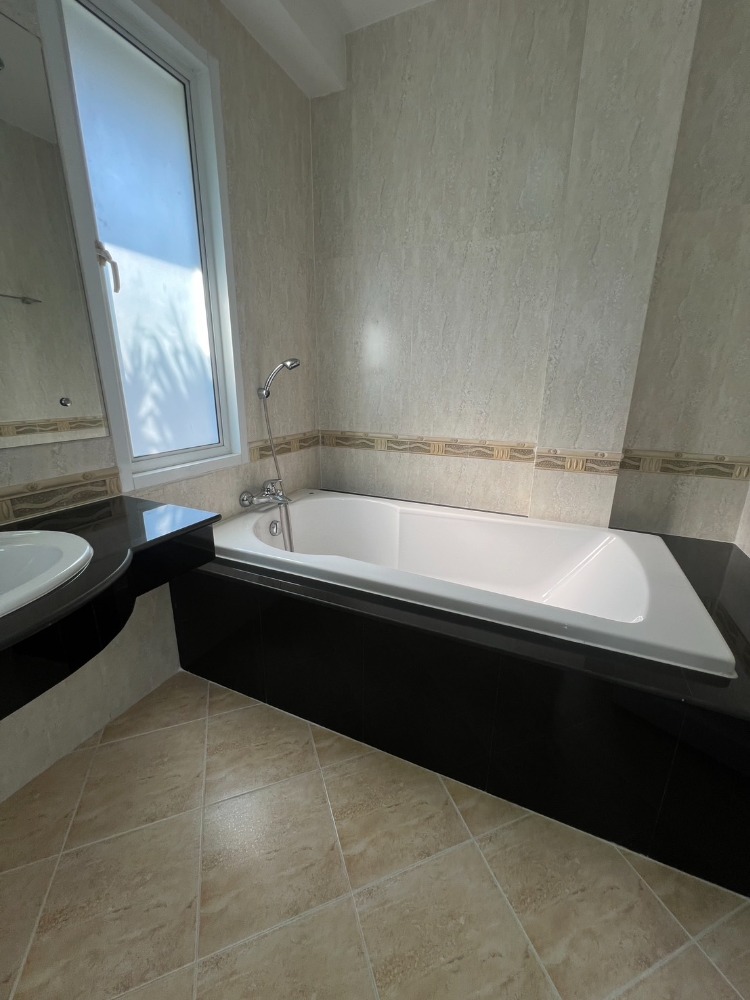 For SaleHouseBangna, Bearing, Lasalle : Sell ​​Blue Lagoon 1, Bang Na-Trat, Km. 8, near Mega Bangna, Ramkhamhaeng 2