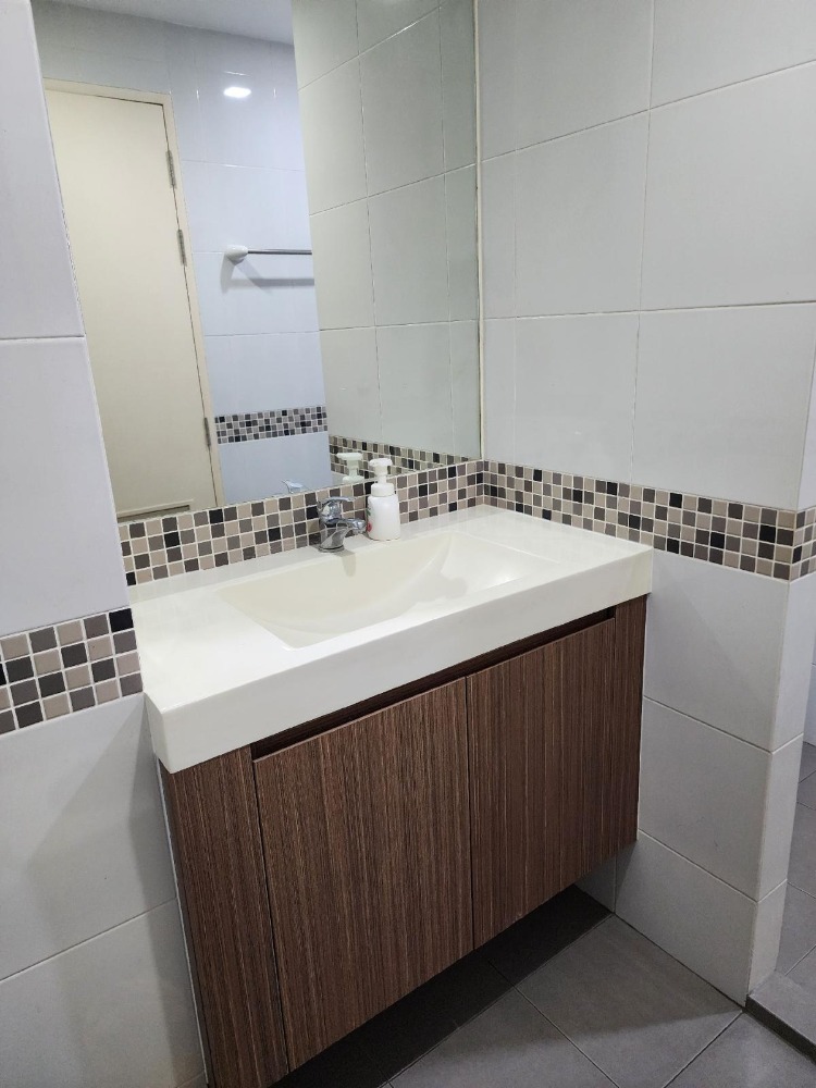 For SaleCondoOnnut, Udomsuk : East, beautiful room, full furniture.