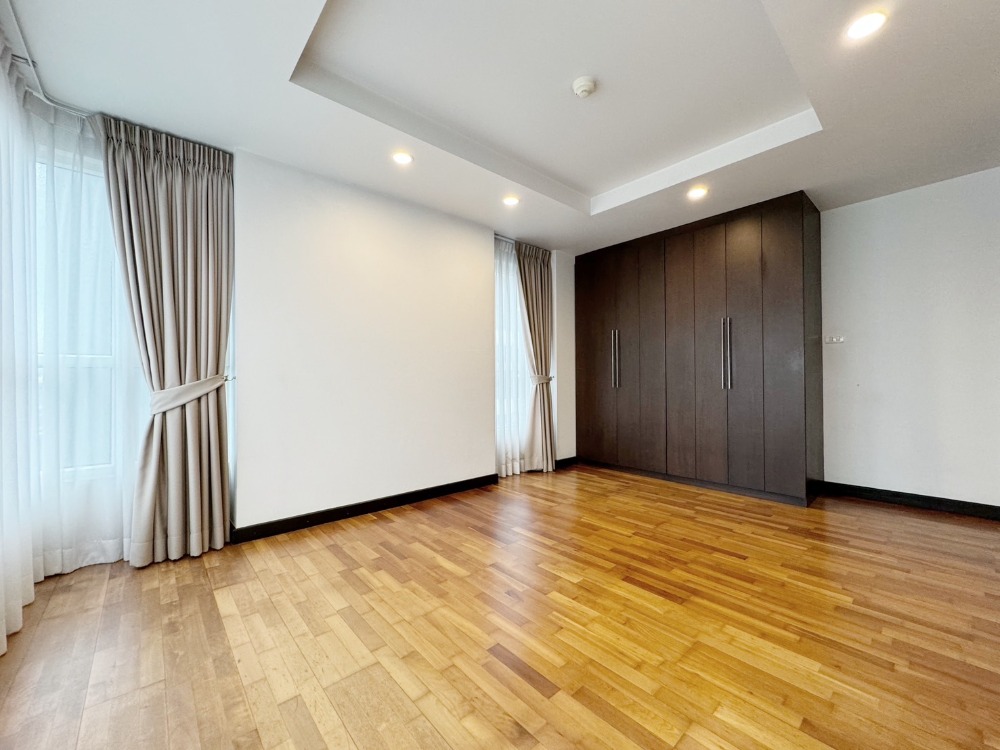 ขายคอนโดสุขุมวิท อโศก ทองหล่อ : 🏡 ขายคอนโดหรู Avenue 61 (สุขุมวิท 61) ใกล้ BTS เอกมัย  📍 ทำเลทองใจกลางสุขุมวิท คอนโดหรูบนซอยสุขุมวิท 61 ซอยเงียบสงบ ใกล้ BTS เอกมัย และห้างสรรพสินค้าเมเจอร์เอกมัย เดินทางสะดวกทั้งรถไฟฟ้าและทางด่วน