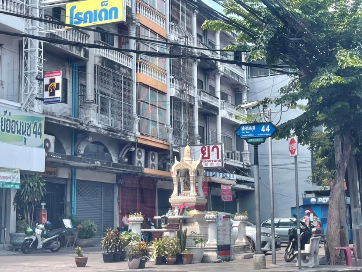 For RentShop HouseOnnut, Udomsuk : ให้เช่า ตึกแถวปากซอยอ่อนนุช 44 For Rent