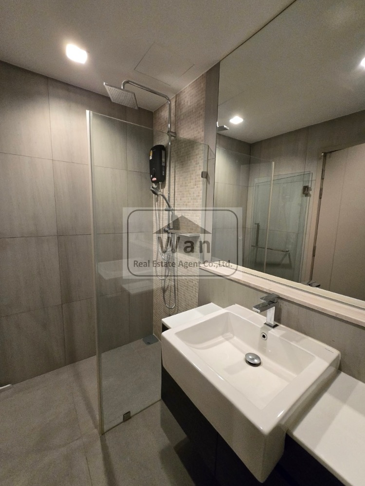 ให้เช่าคอนโดรัตนาธิเบศร์ สนามบินน้ำ พระนั่งเกล้า : ให้เช่า politan rive ชั้น 49 แบบ 2 ห้องนอน 52 ตร.ม. วิวแม่น้ำ ครบพร้อมอยู่