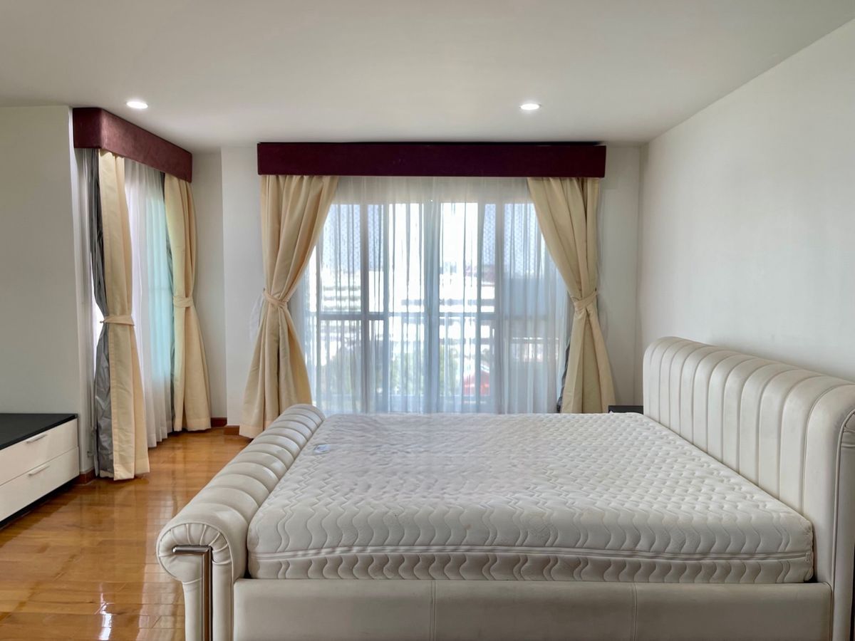 ให้เช่าคอนโดพัฒนาการ ศรีนครินทร์ : ห้องสวย ห้องใหญ่ เช่า 2 ห้องนอน 2 ห้องน้ำ เลอ เซแลส พระราม9-ศรีนิครินทร์ Le Celeste Rama 9-Srinakarin เช่า 25,000 บาท