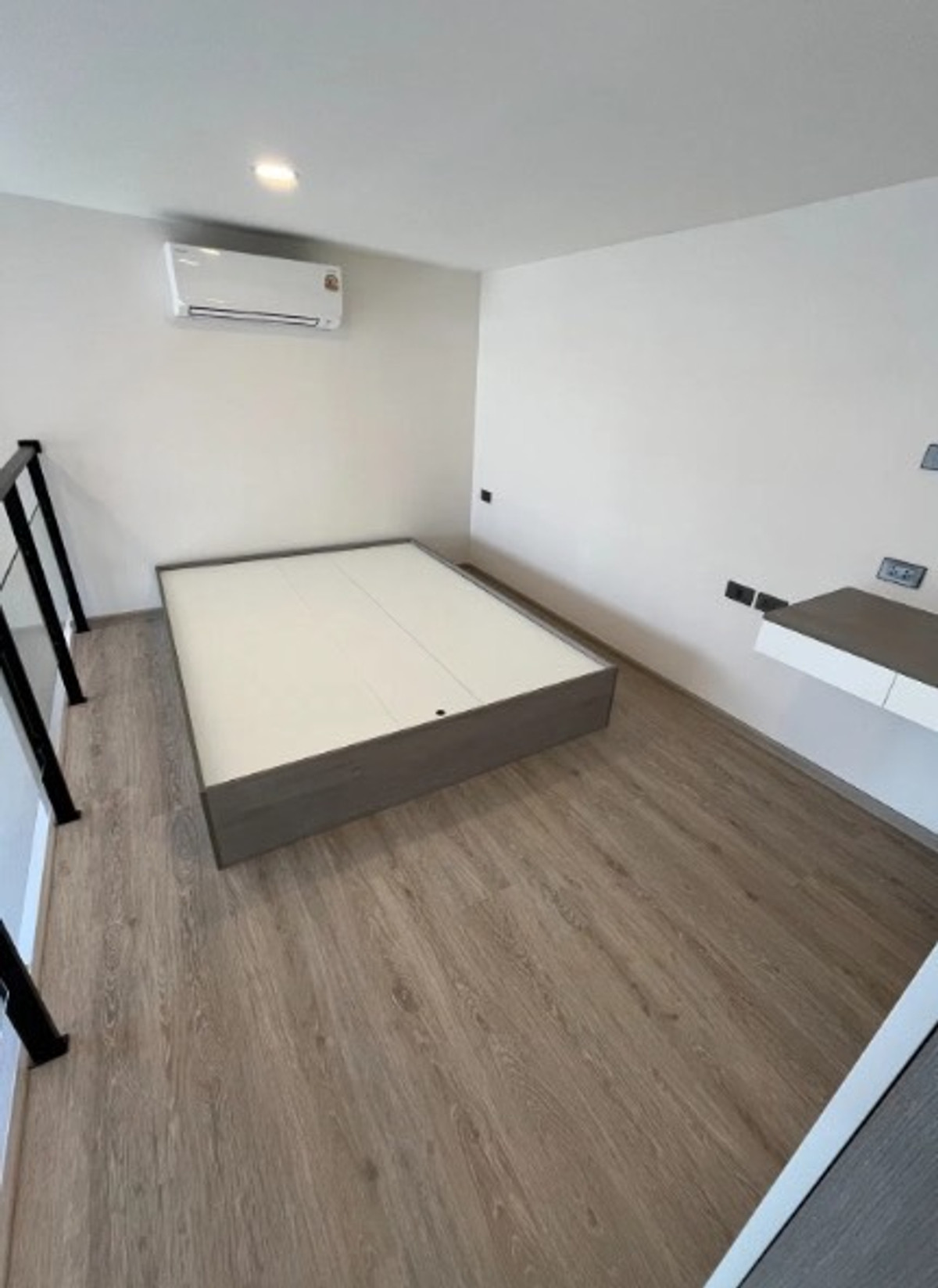 ให้เช่าคอนโดปิ่นเกล้า จรัญสนิทวงศ์ : ✨ คอนโด ห้องใหม่มือหนึ่ง 2ชั้น ✨mrt สิรินธร 450เมตร ✨ 🔥ให้เช่า ออริจิ้น ปลั๊ก แอนด์ เพลย์ สิรินธร สเตชั่น🔥