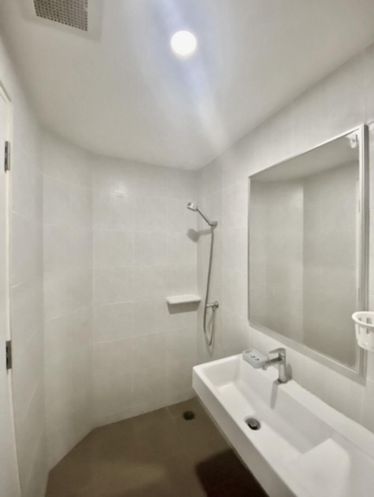 ขายคอนโดสมุทรปราการ สำโรง : S-LV76107 ขาย คอนโด ลุมพินีวิลล์ สุขุมวิท76 แบริ่งสเตชั่น ชั้น3 ตึกD วิวเมือง 22.5ตรม. 1นอน 1น้ำ 1.23 ล้าน 064-959-8900