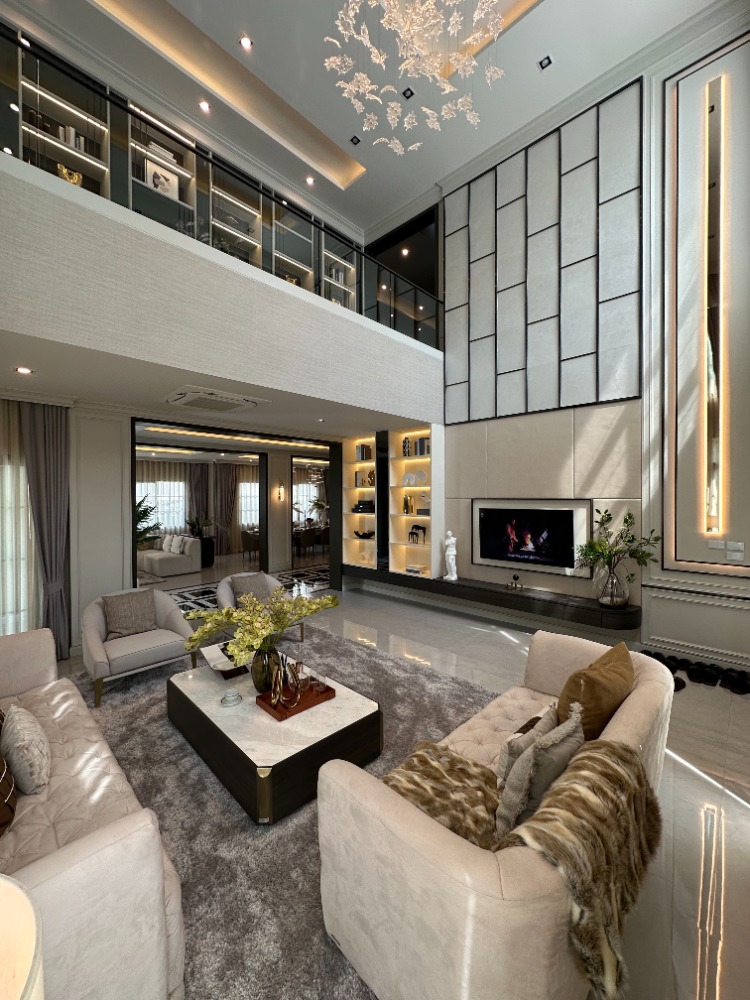 For SaleHouseBangna, Bearing, Lasalle : The new kingdom, Bangna, 100 sq. -luxurious mansion of the Bang Na Location, Mega Bangna