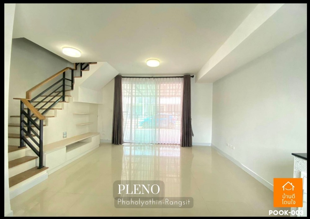 For SaleTownhomePathum Thani,Rangsit, Thammasat : Urgent sale !! Townhome, Phahonyothin, Rangsit (22.3 sq.w.), 3 bedrooms, 2 bathrooms, Future Rangsit