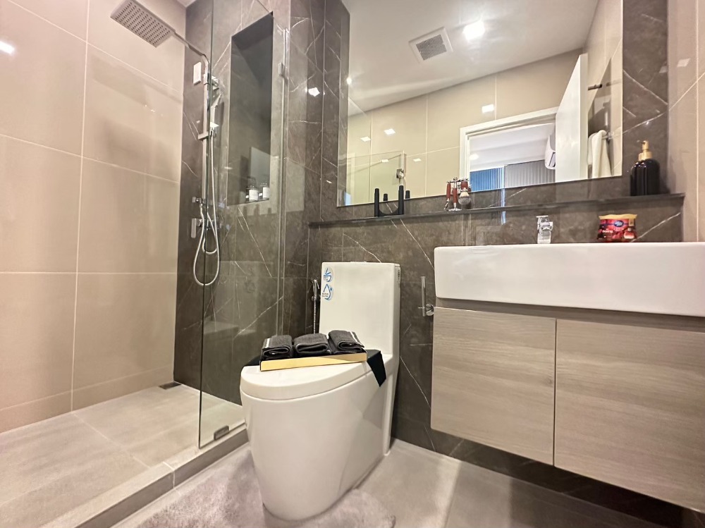 For SaleCondoRama9, Petchburi, RCA : 🔥𝐇𝐎𝐓 𝐃𝐄𝐀𝐋🔥 Guaranteed Best Price! The Tree Phatthanakan - Ekkamai comes with full electrical appliances* and discounts of over half a million!*