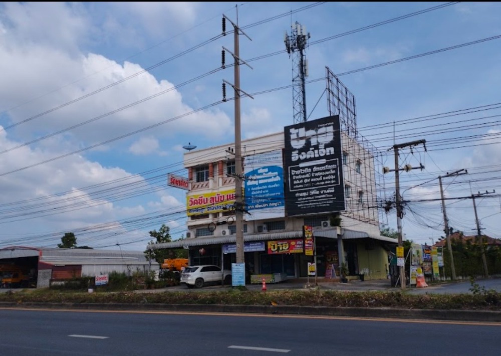 ขายอาคารพาณิชย์ปทุมธานี รังสิต ธรรมศาสตร์ : ด่วน!! ขายอาคารพาณิชย์ ทำเลดีมาก ใกล้ศาลากลางปทุมธานีเพียง 2.4 กม.ขนาด 4 ชั้นติดถนนใหญ่สามโคก เหมาะทำการค้า 