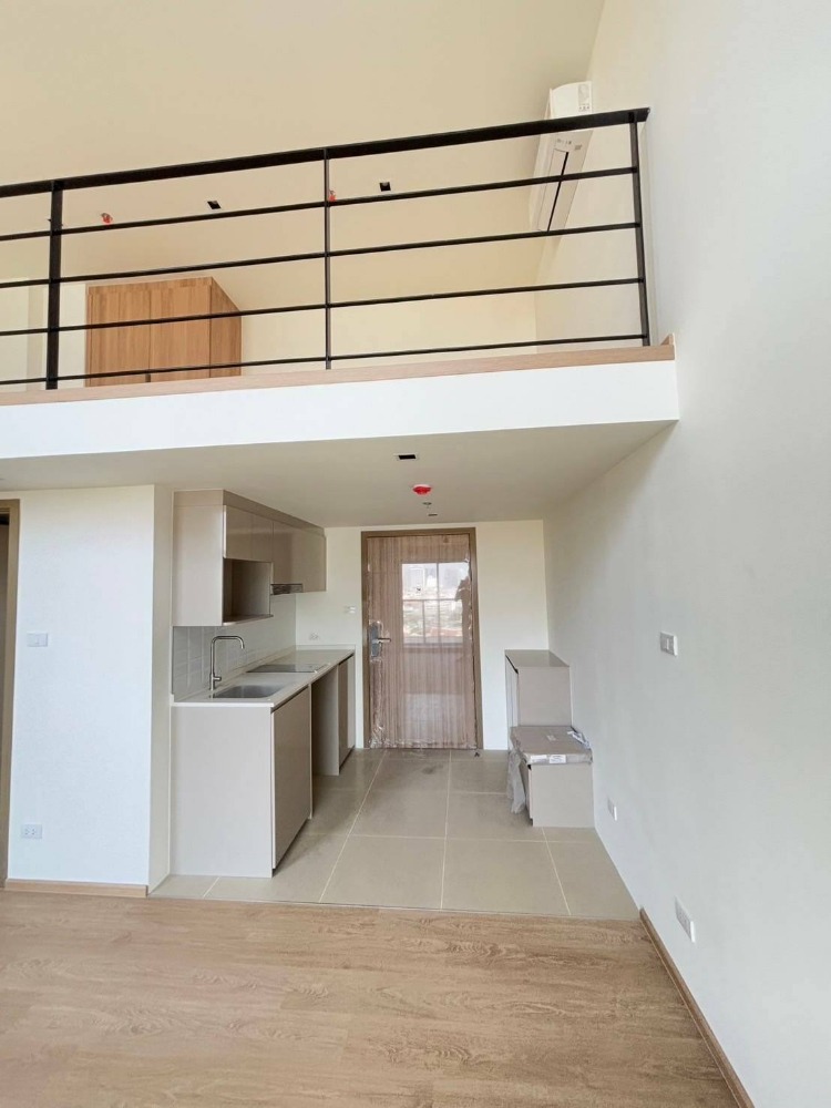 For SaleCondoWongwianyai, Charoennakor : Narawa Chareon Nakhon, a condominium in the heart of the important area of ​​the Thonburi side On Charoen Nakhon Road, Loft 1 Bedroom, special price 4.29 MB. **