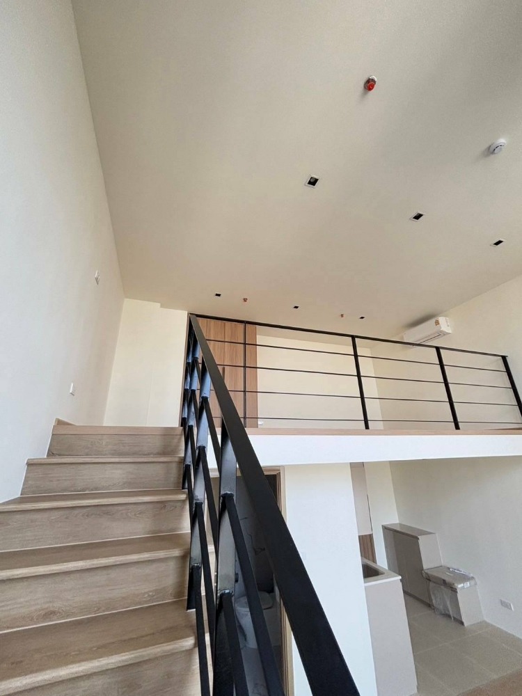 For SaleCondoWongwianyai, Charoennakor : Narawa Chareon Nakhon, a condominium in the heart of the important area of ​​the Thonburi side On Charoen Nakhon Road, Loft 1 Bedroom, special price 4.29 MB. **