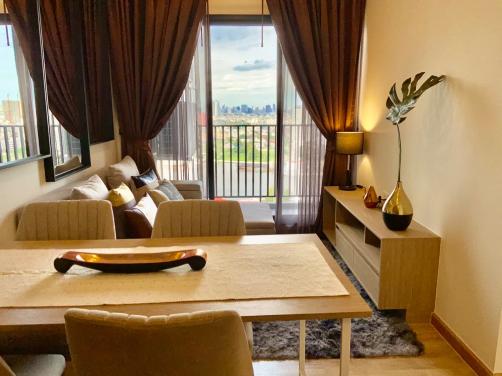 For RentCondoWongwianyai, Charoennakor : 🔥Urgent for rent🔥Niche Mono Charoen Nakhon Condo, 2 bedrooms, size 50 sq m, 25th floor, view of the curve of the Chao Phraya River. Suitable for relaxation Ready to move in, near Icon Siam.