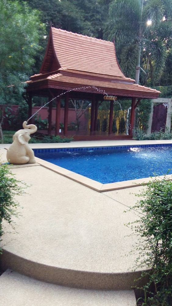 ขายบ้านเชียงใหม่ : 💼 ขายด่วน! วิลล่าพร้อมสระ วัดอุโมงค์–นิมมาน ลงทุนก็คุ้ม พักเองก็ฟิน รายล้อมธรรมชาติ & แหล่งท่องเที่ยว