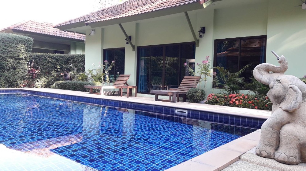 ขายบ้านเชียงใหม่ : 💼 ขายด่วน! วิลล่าพร้อมสระ วัดอุโมงค์–นิมมาน ลงทุนก็คุ้ม พักเองก็ฟิน รายล้อมธรรมชาติ & แหล่งท่องเที่ยว