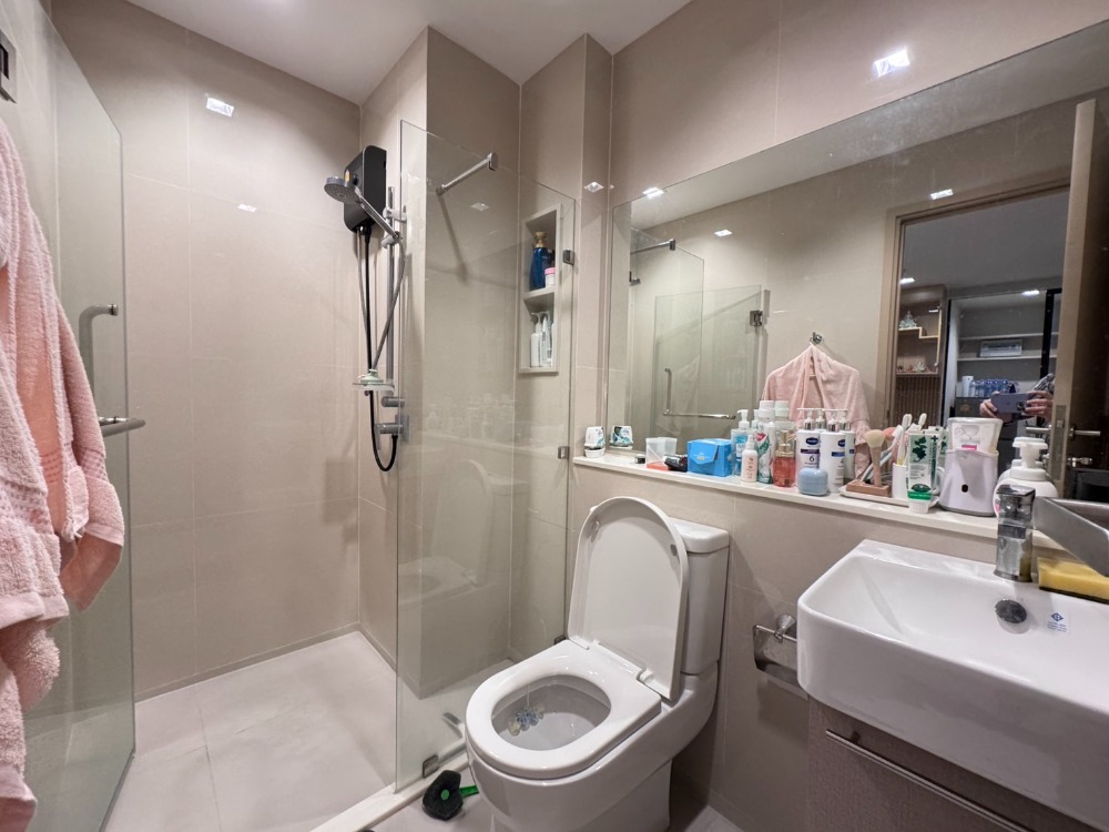 ขายคอนโดท่าพระ ตลาดพลู วุฒากาศ : ขายห้อง Layout พิเศษ 1 ห้องนอน + 1 ห้องทำงาน + 1 ห้องนั่งเล่น + ครัวเเยก ตกแต่งพร้อมอยู่