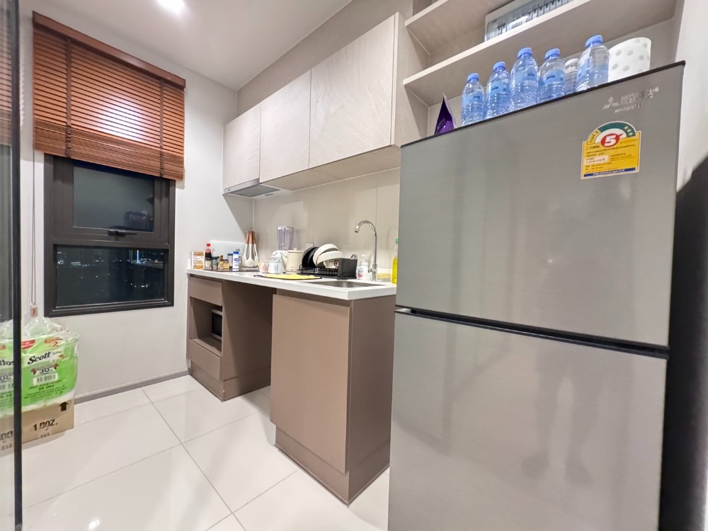 ขายคอนโดท่าพระ ตลาดพลู วุฒากาศ : ขายห้อง Layout พิเศษ 1 ห้องนอน + 1 ห้องทำงาน + 1 ห้องนั่งเล่น + ครัวเเยก ตกแต่งพร้อมอยู่