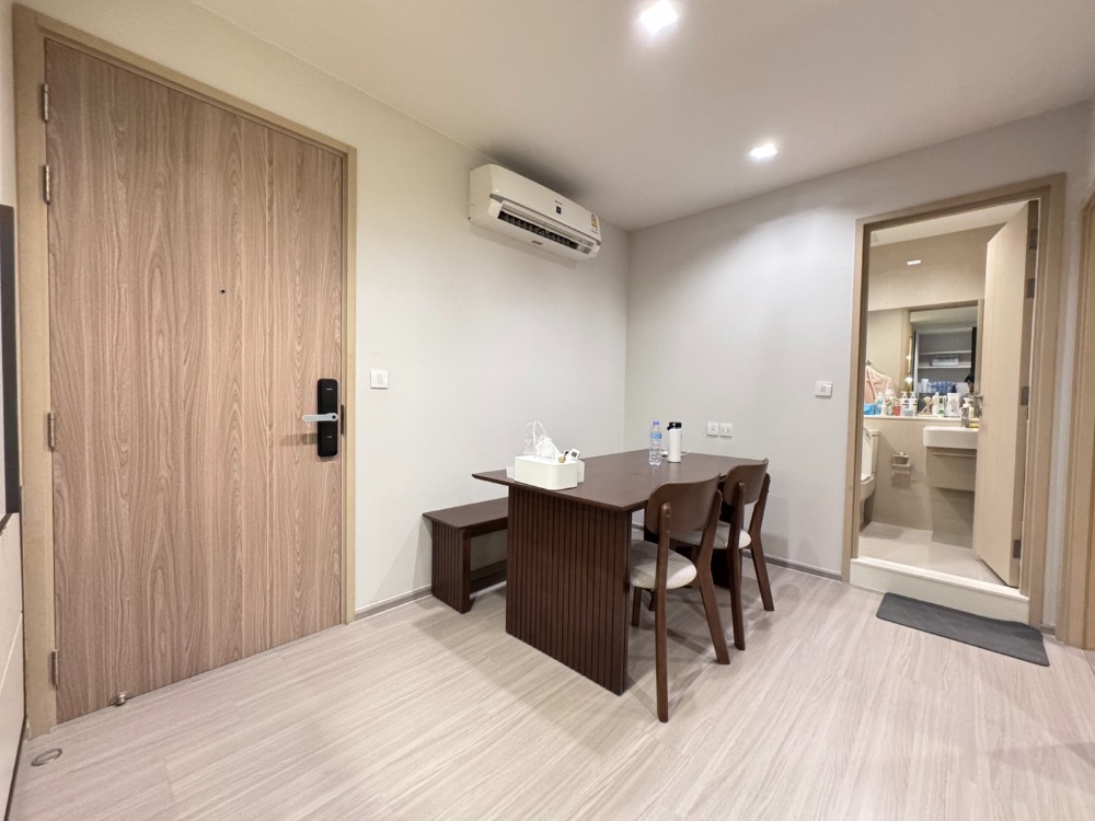 ขายคอนโดท่าพระ ตลาดพลู วุฒากาศ : ขายห้อง Layout พิเศษ 1 ห้องนอน + 1 ห้องทำงาน + 1 ห้องนั่งเล่น + ครัวเเยก ตกแต่งพร้อมอยู่