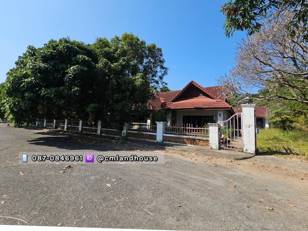 For SaleHouseChiang Mai : Land for sale 1-0-83 rai in the project Next to Chiang Mai-Hang Dong Road Near Big C, Dong Dong, 1.5 km. Near the airport 15 km.
