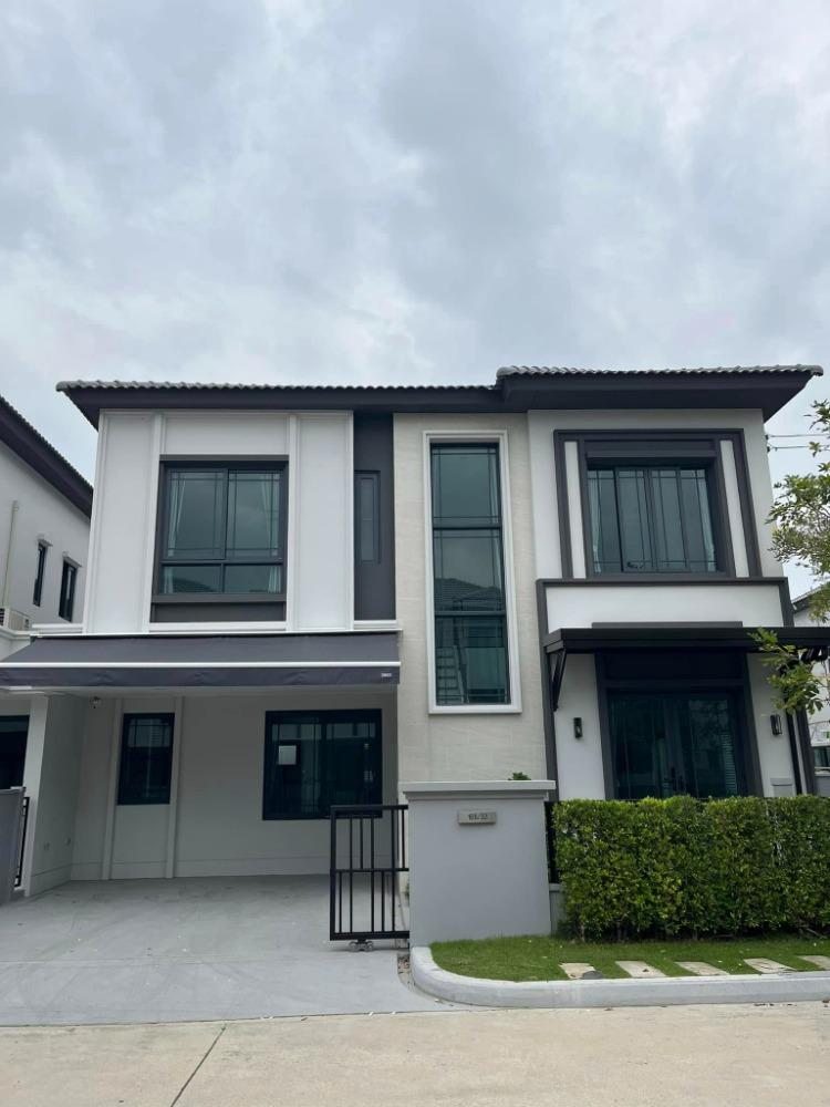 ให้เช่าบ้านสมุทรปราการ สำโรง : RL-053 ให้เช่าบ้านแฝด แกรนด์ พลีโน่ เมกา บางนา / Grande Pleno Mega Bangna  ขนาด 48 ตร.ว. ทำเลดี ตกแต่งสวย พร้อมอยู่ ใกล้ Mega บางนา