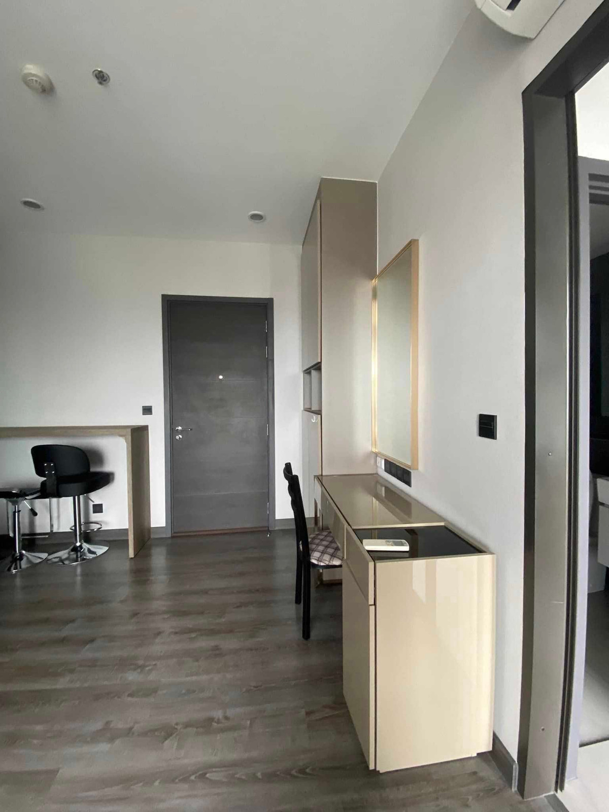 For RentCondoPinklao, Charansanitwong : 🚆MRT Sirindhorn 300m🔥 Urbano Rajavithi🔥