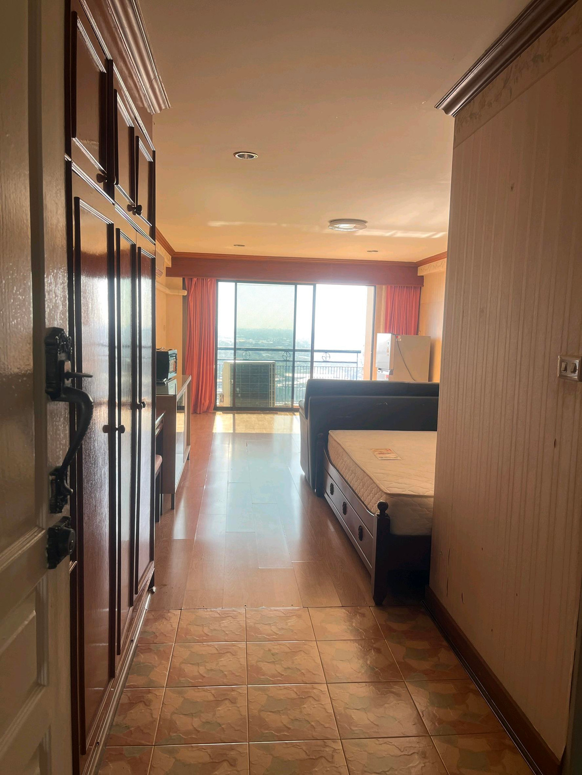 ให้เช่าคอนโดพัฒนาการ ศรีนครินทร์ : Regent Srinakarin  พร้อมอยู่