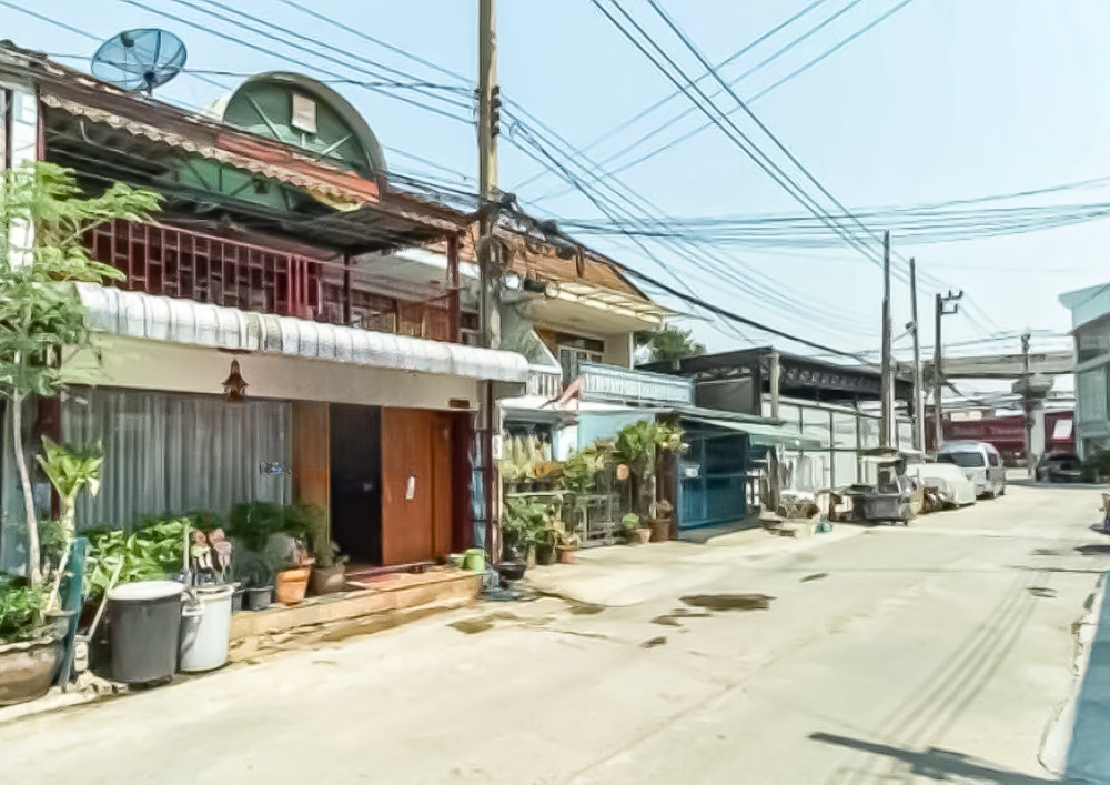 For SaleTownhomeChaengwatana, Muangthong : 📍 Request to releasing 2 -story townhome, Samran Suk Village, Chaeng Watthana, only 2.19 million, complete with a very good location, only 50 meters from Chaeng Watthana Road, convenient to travel near the train.