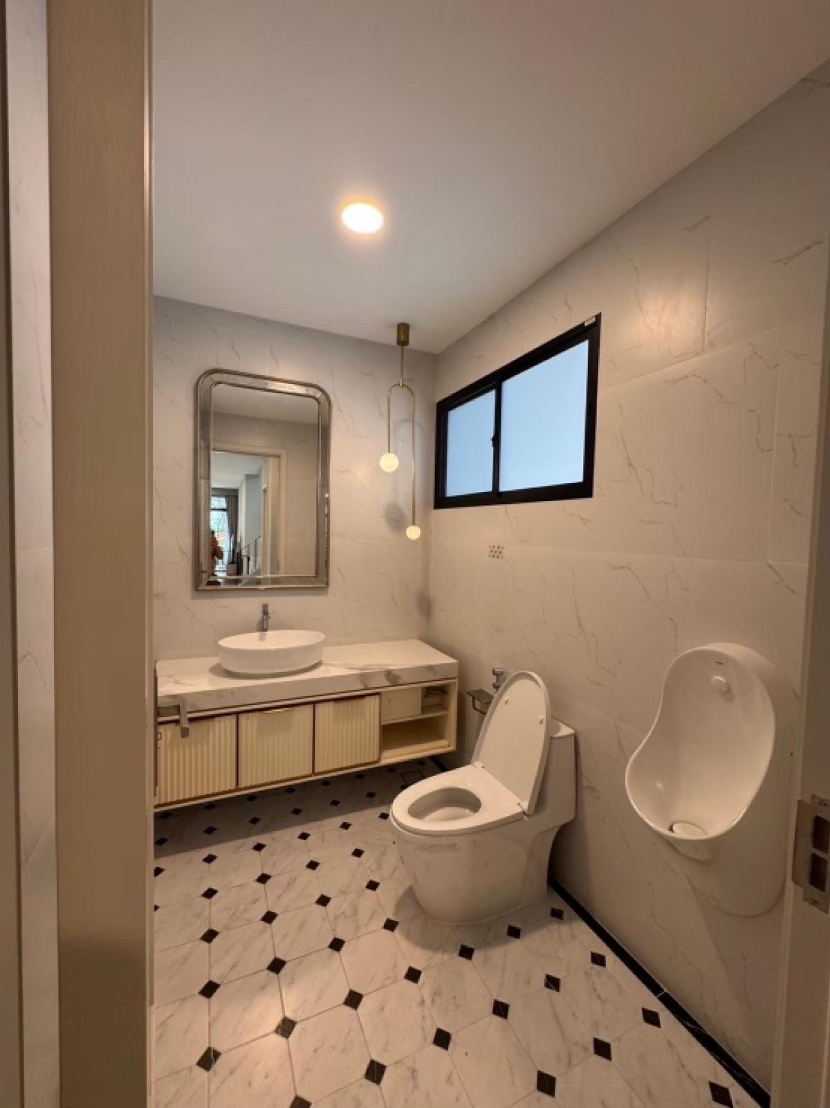 For RentHousePattanakan, Srinakarin : 💥ForRent💥Pool Villa 💦 Nantawan Rama 9 New Krungthepkreetha ‼️ Ready to Move in ‼ ️