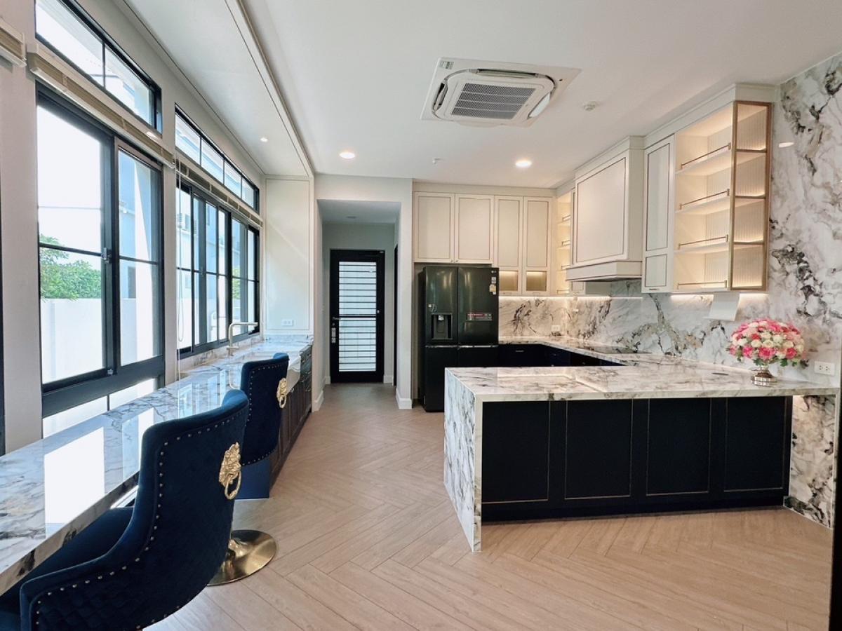 For RentHousePattanakan, Srinakarin : 💥ForRent💥Pool Villa 💦 Nantawan Rama 9 New Krungthepkreetha ‼️ Ready to Move in ‼ ️