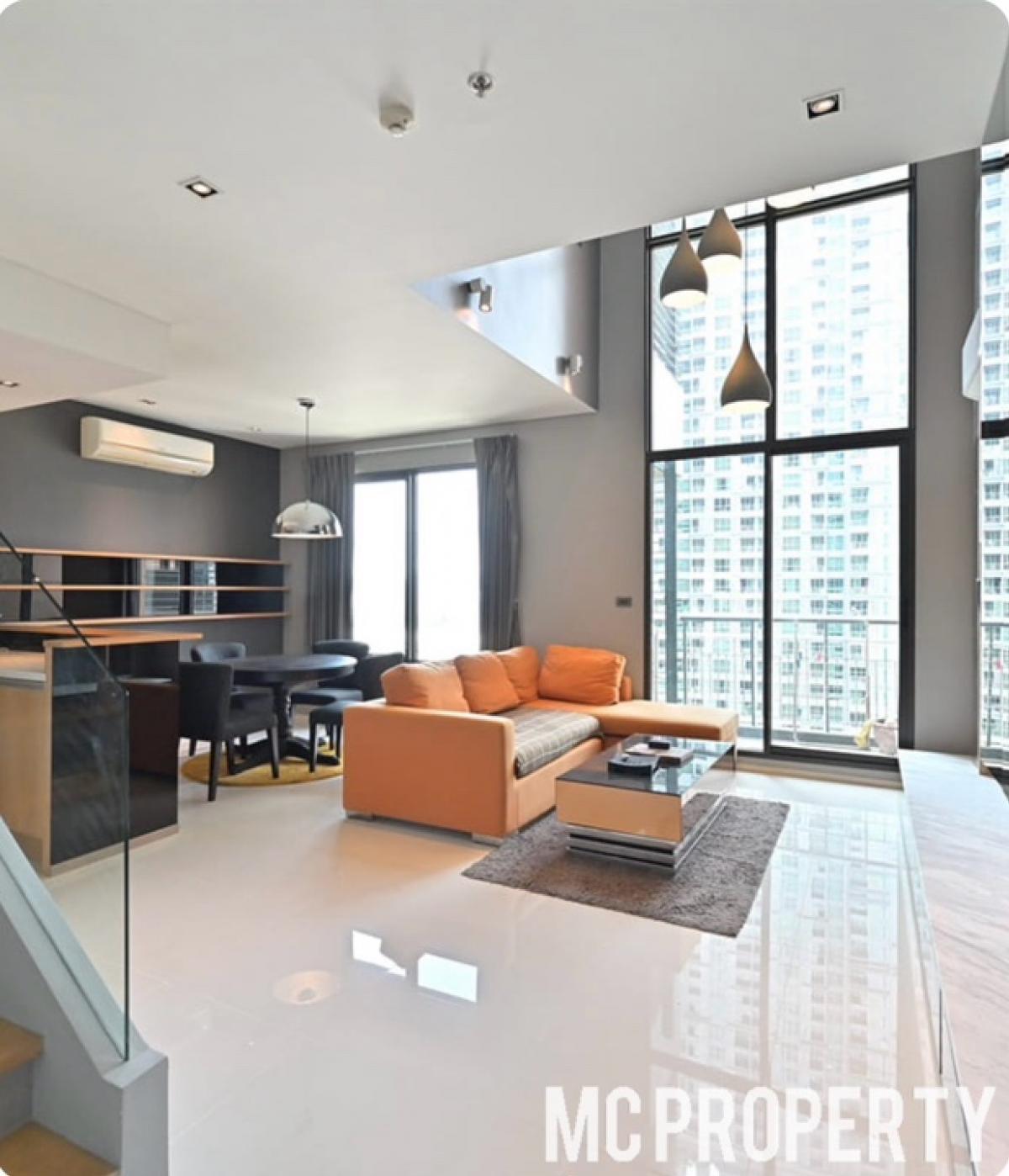 For SaleCondoRama9, Petchburi, RCA : Villa Asoke 1 bedroom duplex 80sqm for sale only 9.5Mb please contact 0816878954