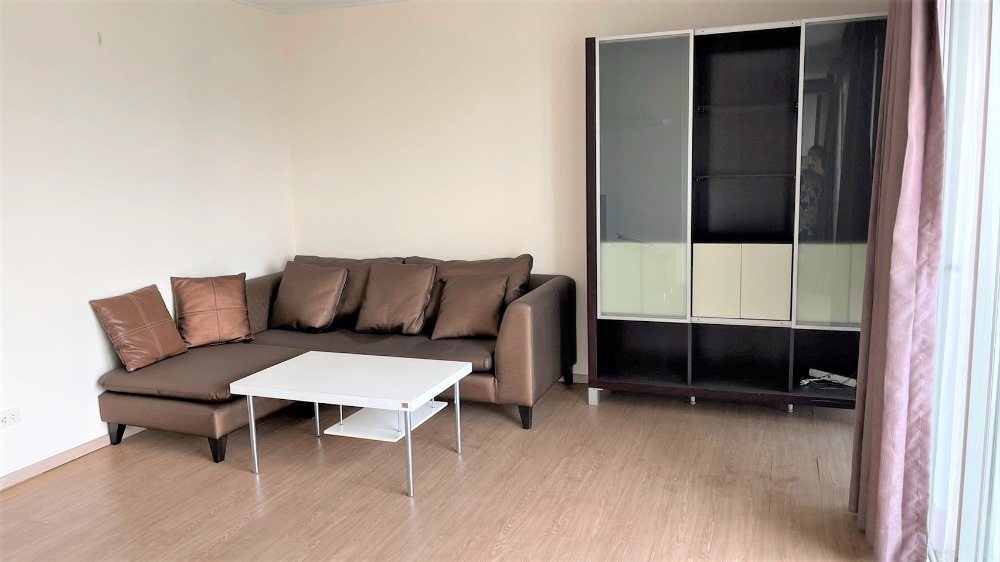 ให้เช่าคอนโดสีลม ศาลาแดง บางรัก : Rent Silom Suite Condo (Sathorn 12)