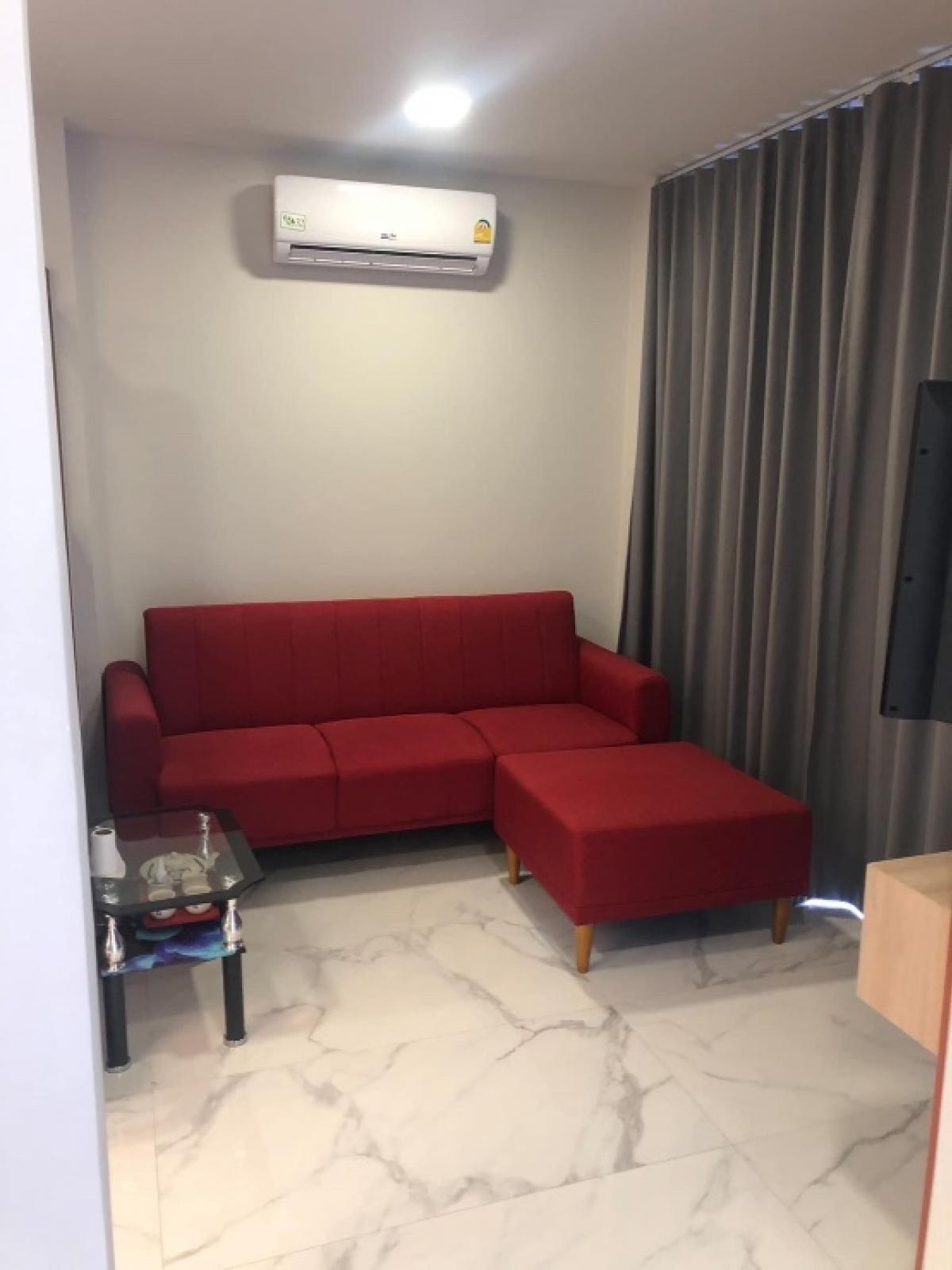 For SaleHouseSukhumvit, Asoke, Thonglor : 📢👇For sale with tenant (lease ends in March 2027), or the lease can be terminated in advance upon the buyer’s request.
Home, 3 -story office near Thonglor near the community The whole restaurant Hospital International School