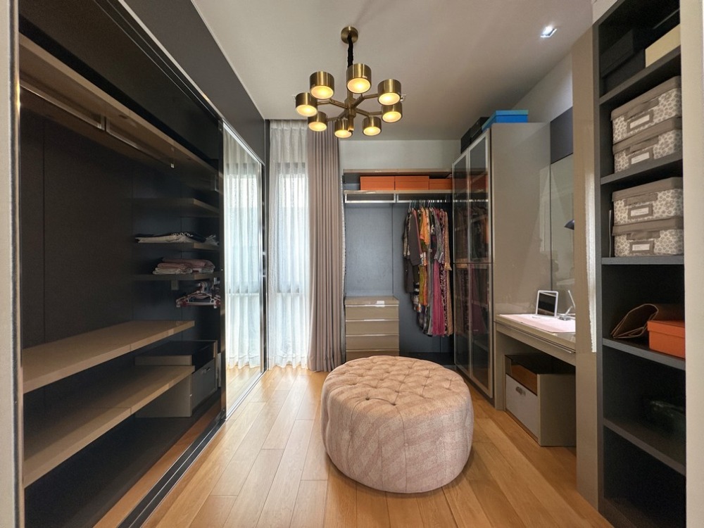 For SaleHouseRama9, Petchburi, RCA : Sell ​​luxury houses for Super Luxury - PARC PRIVA, 5 bedrooms, 5 bathrooms