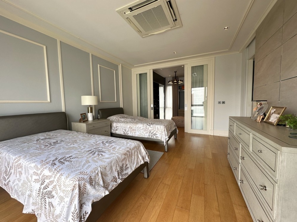 For SaleHouseRama9, Petchburi, RCA : Sell ​​luxury houses for Super Luxury - PARC PRIVA, 5 bedrooms, 5 bathrooms