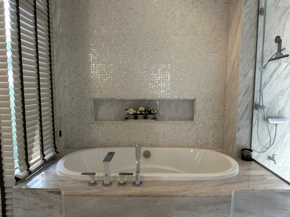 For SaleHouseRama9, Petchburi, RCA : Sell ​​luxury houses for Super Luxury - PARC PRIVA, 5 bedrooms, 5 bathrooms