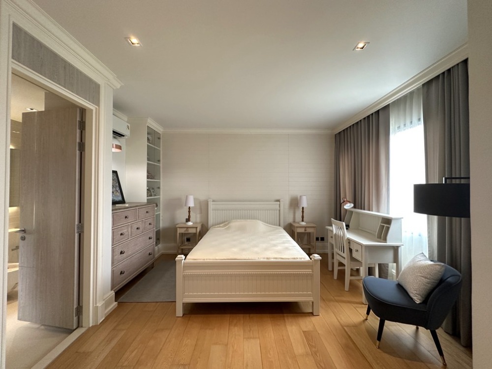 For SaleHouseRama9, Petchburi, RCA : Sell ​​luxury houses for Super Luxury - PARC PRIVA, 5 bedrooms, 5 bathrooms