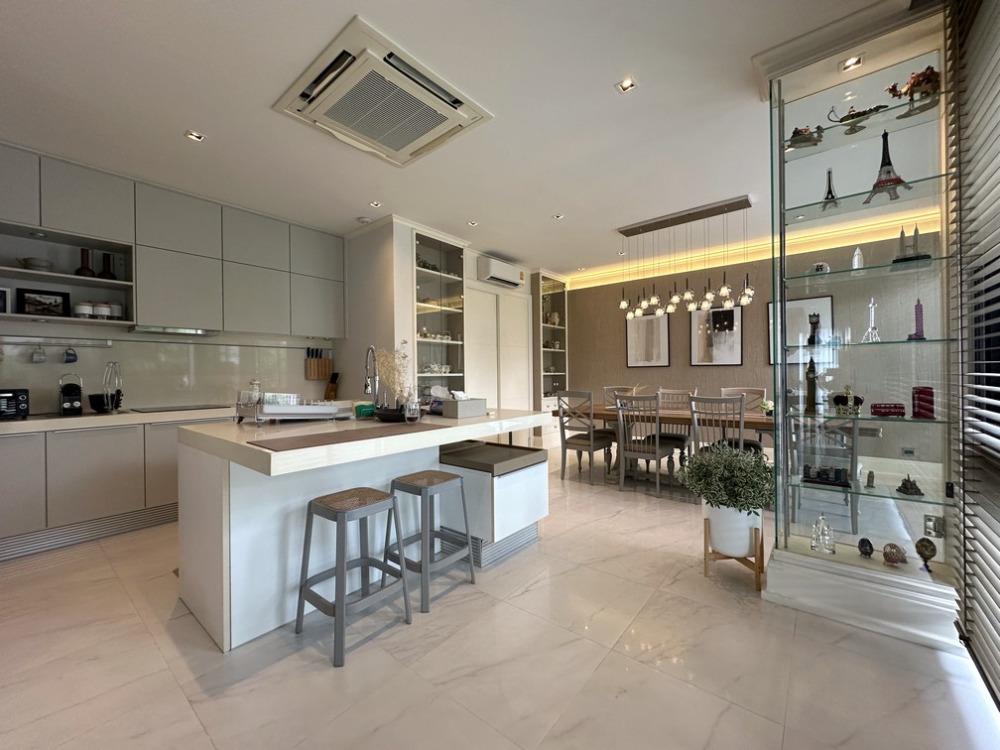 For SaleHouseRama9, Petchburi, RCA : Sell ​​luxury houses for Super Luxury - PARC PRIVA, 5 bedrooms, 5 bathrooms