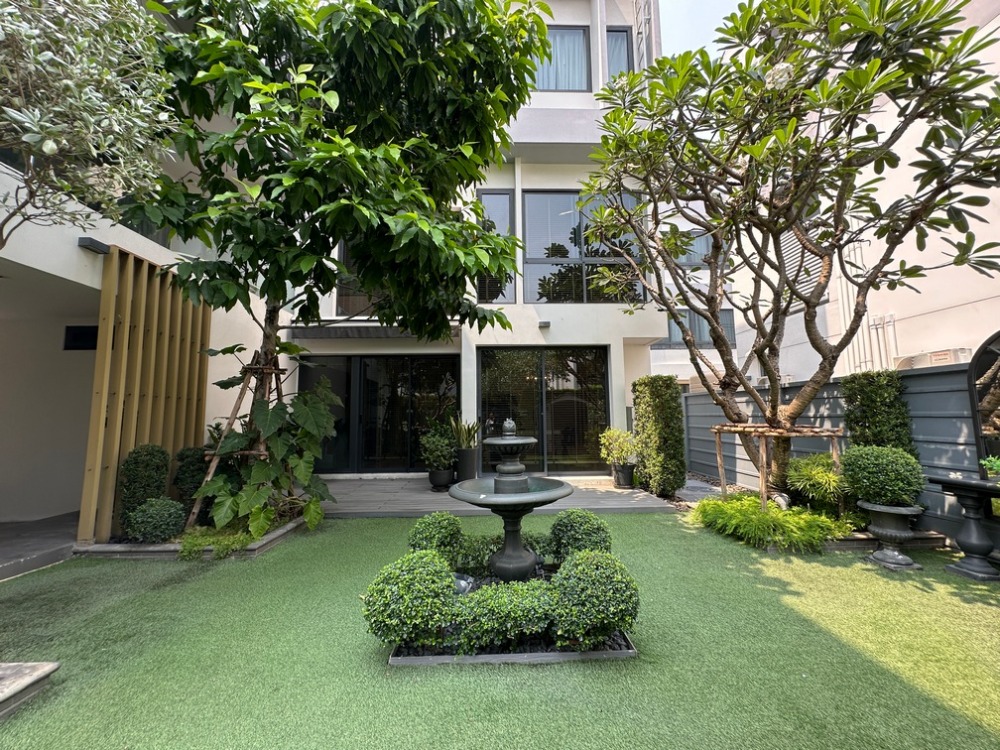 For SaleHouseRama9, Petchburi, RCA : Sell ​​luxury houses for Super Luxury - PARC PRIVA, 5 bedrooms, 5 bathrooms