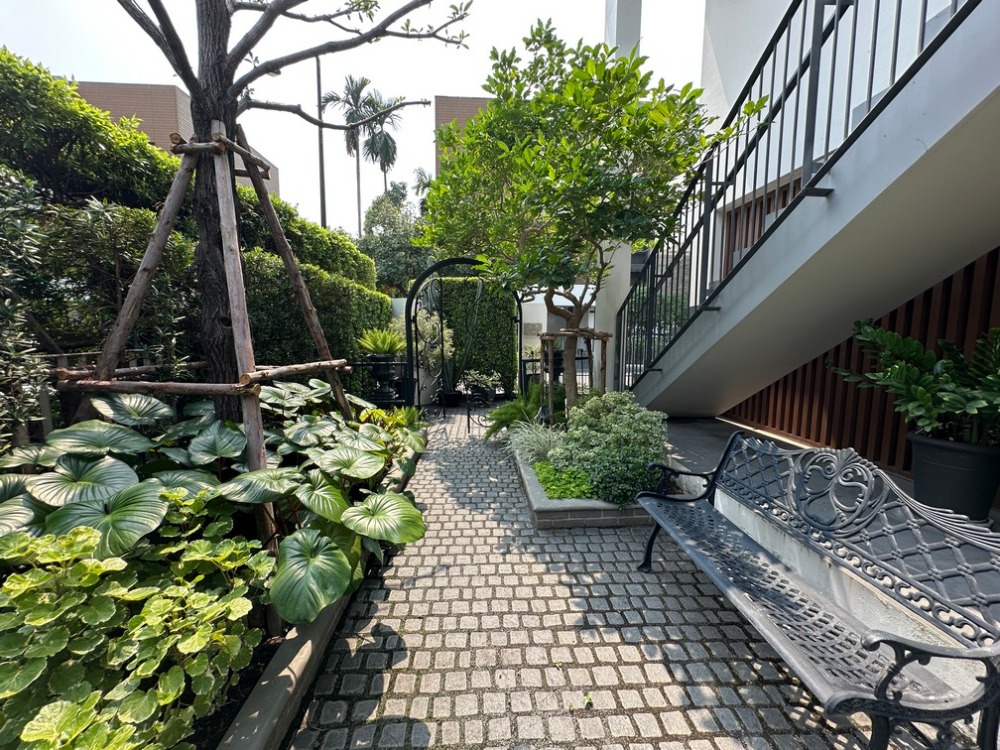 For SaleHouseRama9, Petchburi, RCA : Sell ​​luxury houses for Super Luxury - PARC PRIVA, 5 bedrooms, 5 bathrooms