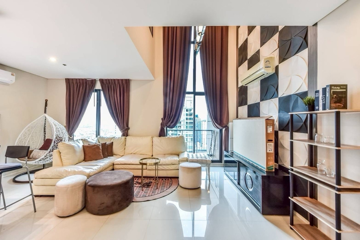 ขายคอนโดพระราม 9 เพชรบุรีตัดใหม่ RCA : Villa Asoke 2 bedroom duplex 80sqm for sale only 12.9Mb please contact 0816878954