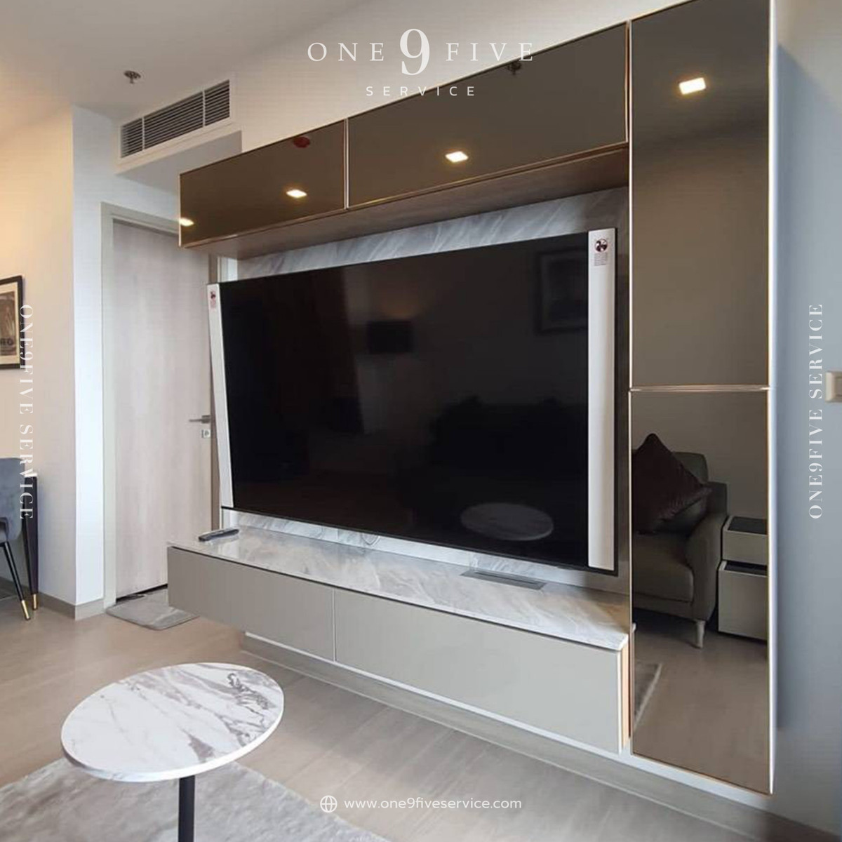 ให้เช่าคอนโดพระราม 9 เพชรบุรีตัดใหม่ RCA : 🔥𝗛𝗢𝗧 𝗗𝗘𝗔𝗟🔥2 ห้องนอนตกแต่งสวยมาก ขนาด 55 ตรม. 48,000 บาท ติดต่อ 093-8417679 🌻