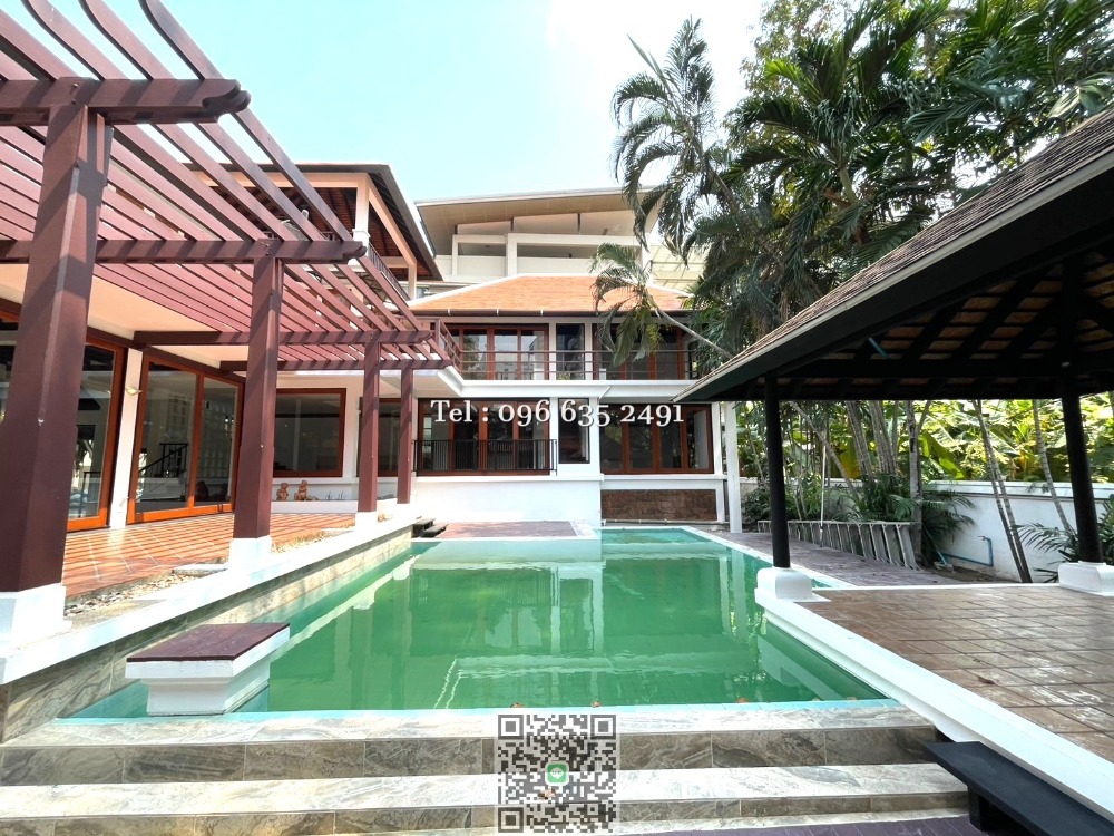 ให้เช่าบ้านสุขุมวิท อโศก ทองหล่อ : Single house with private pool for rent at Prompong