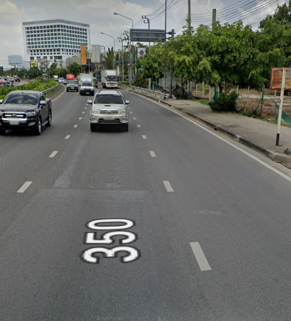 For SaleLandYothinpattana,CDC : Land for sale on the road Ratchada-Ram Inthra divided the sale of 100 square meters, 24.5 million prices, 2%transfer fee-half-paid payment. 0612956611/Add LINE