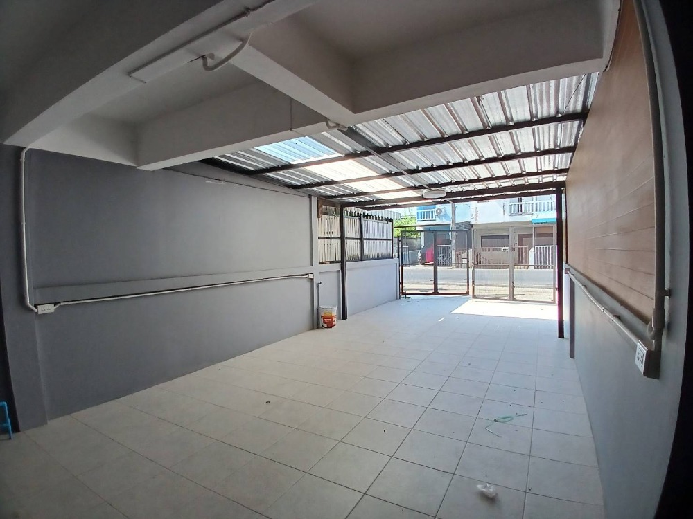 For SaleTownhomePathum Thani,Rangsit, Thammasat : Sell ​​Townhouse, Khlong 6 2 -story Lamphun community (N.1502)