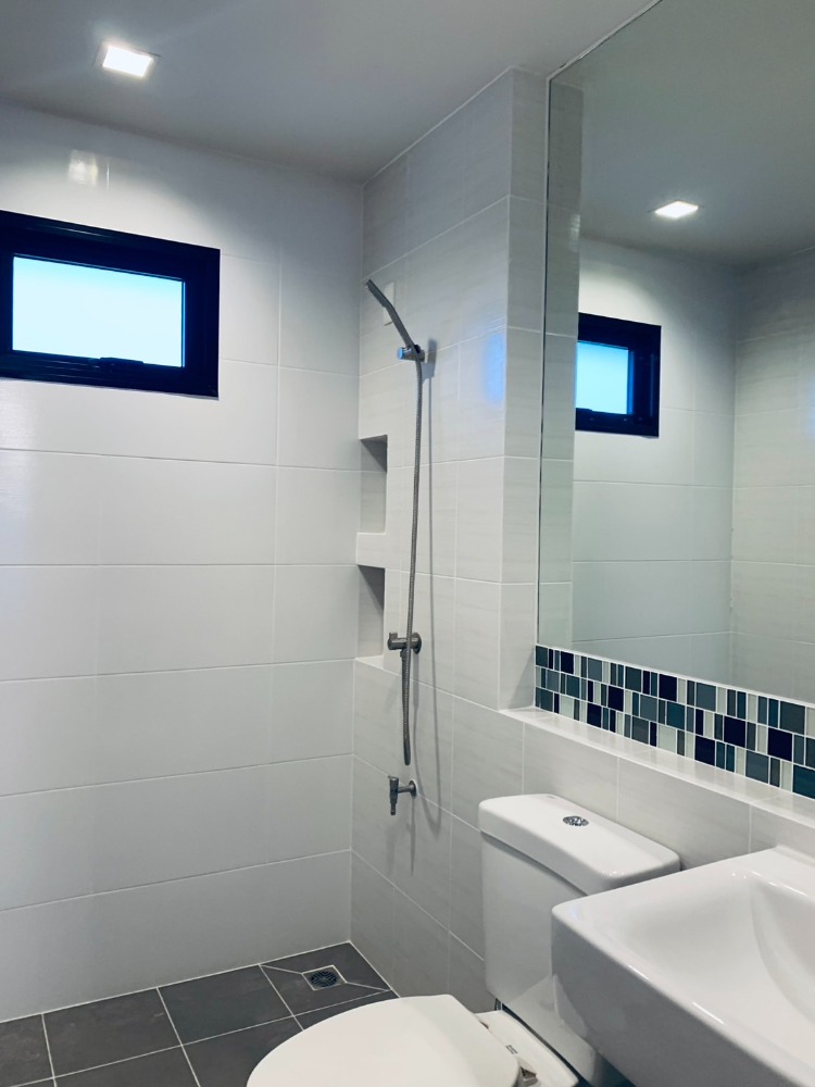 For SaleHouseNonthaburi, Bang Yai, Bangbuathong : The cheapest in the project New condition behind the pranak