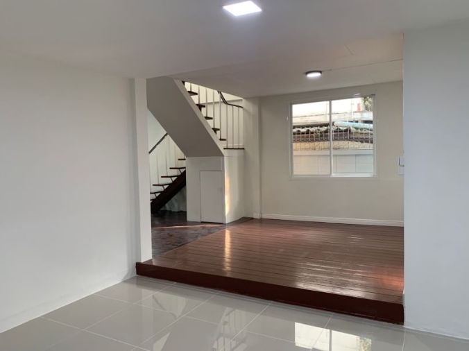For SaleHouseLadprao, Central Ladprao : 2 -storey detached house for sale, area 60 sq.w., Lat Phrao 41 Road, Chandrakasem Subdistrict, Chatuchak District, Bangkok