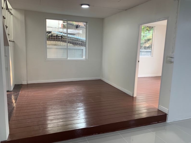 For SaleHouseLadprao, Central Ladprao : 2 -storey detached house for sale, area 60 sq.w., Lat Phrao 41 Road, Chandrakasem Subdistrict, Chatuchak District, Bangkok