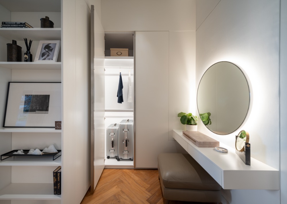 For SaleCondoBangna, Bearing, Lasalle : Super Luxury & quot; Mulberry Grove The Forestias Condominiums & quot; Usable area 99.59 sq.m., 2 bedrooms, 2 bathrooms, big rooms, atmosphere like at home Surrounded a large green area Convenient transportation next to Bang Na-Trat Road